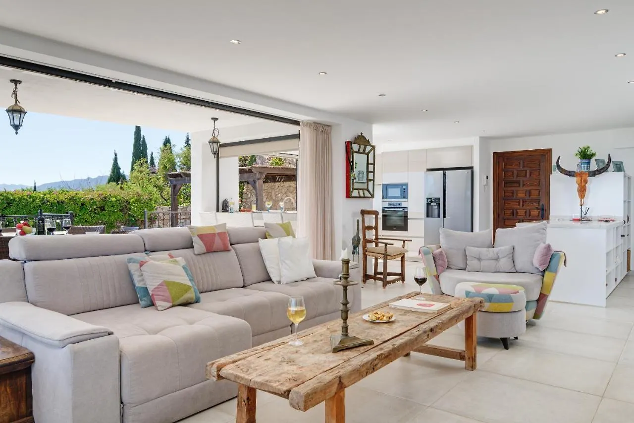 La Escala - 6 Bedroom Villa With Pool Mijas 0*,  Espanha