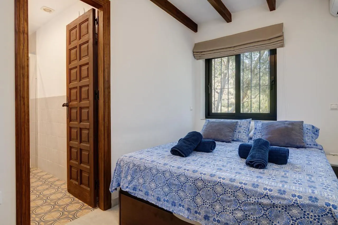 La Escala - 6 Bedroom Villa With Pool Mijas