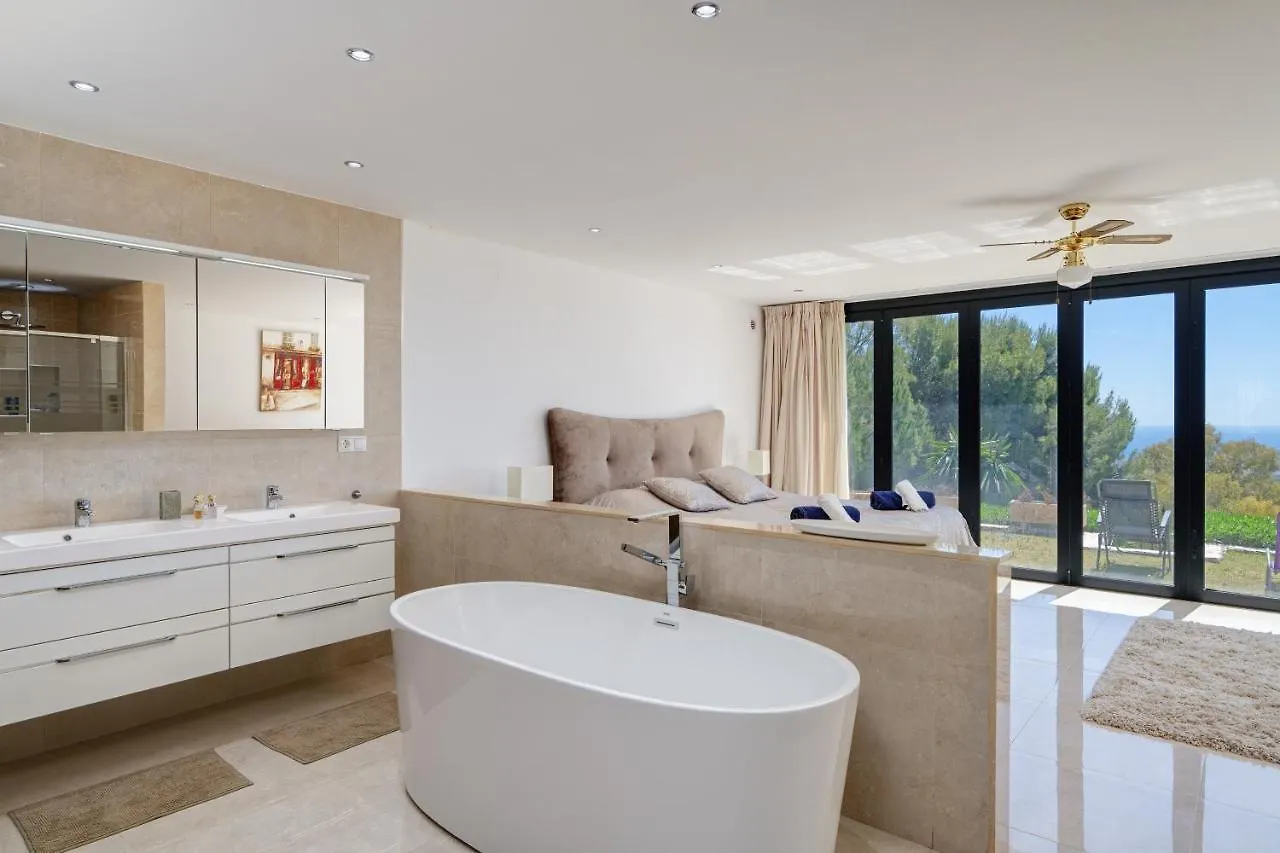 La Escala - 6 Bedroom Villa With Pool Mijas Spain